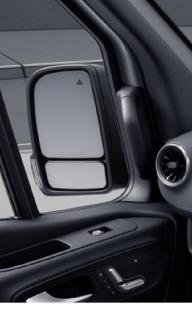 Remifront 4 Mercedes Sprinter VS30 >2019 Zijraam L met Instapgreep